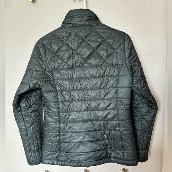 Patagonia Women’s Radalie Jacket in Green, Size XS - Picture 8 of 10